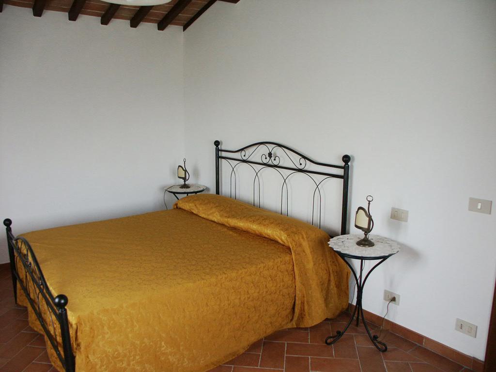 Agriturismo Podere Ossaia Cortona Szoba fotó
