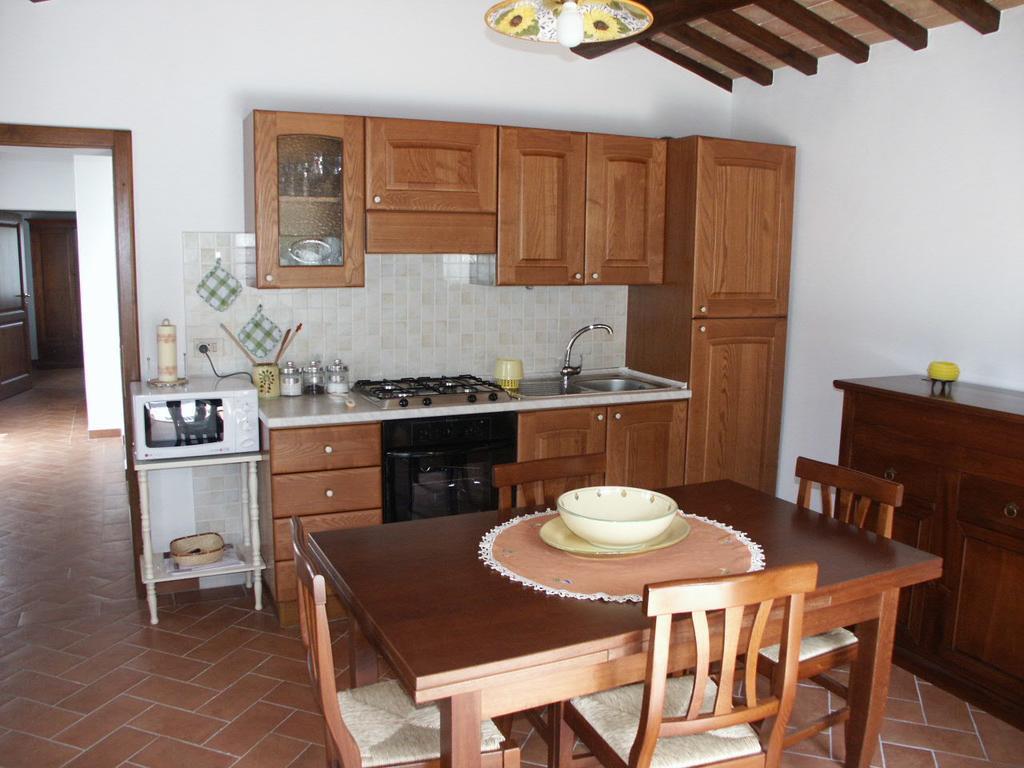 Agriturismo Podere Ossaia Cortona Szoba fotó