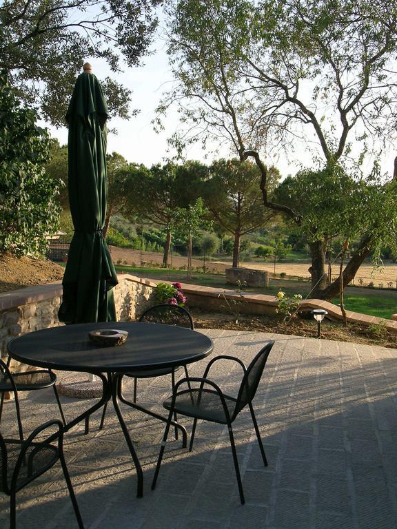 Agriturismo Podere Ossaia Cortona Szoba fotó